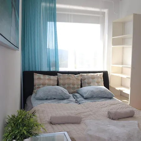 Citystay Modern 5 Min Plaza! ソポト